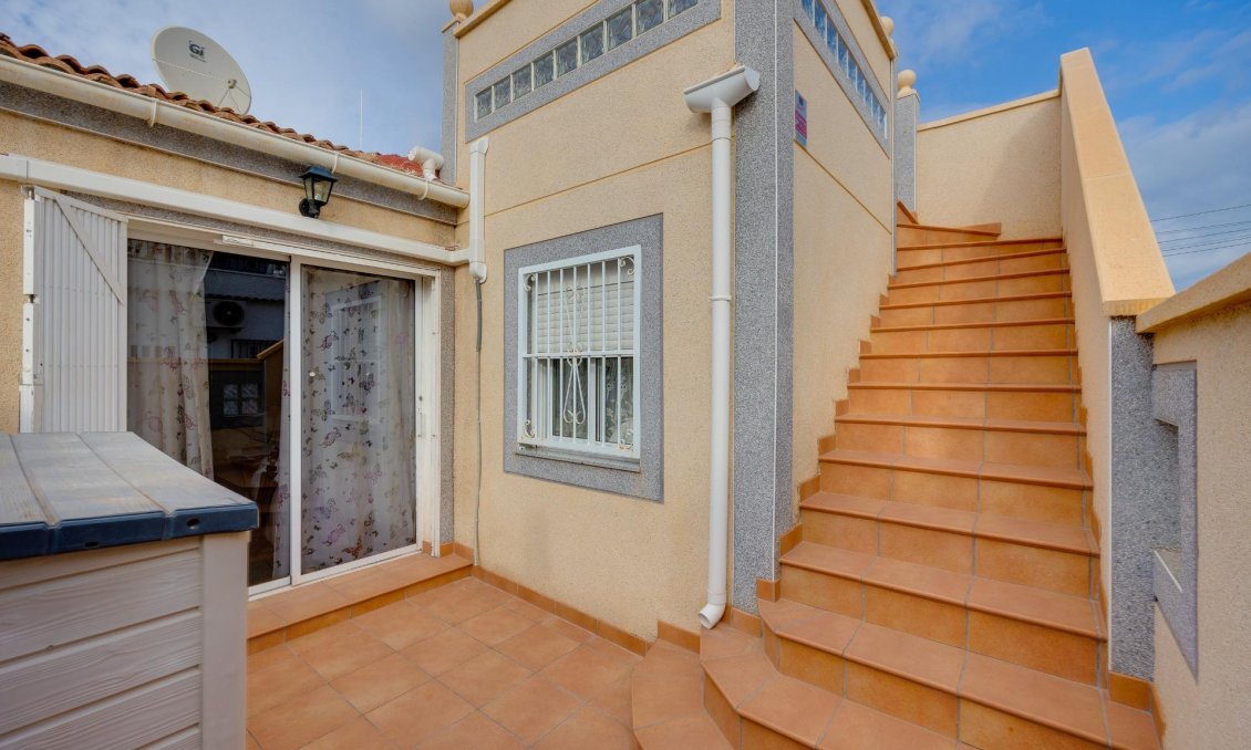Segunda mano - Town House -
Torrevieja - El Limonar
