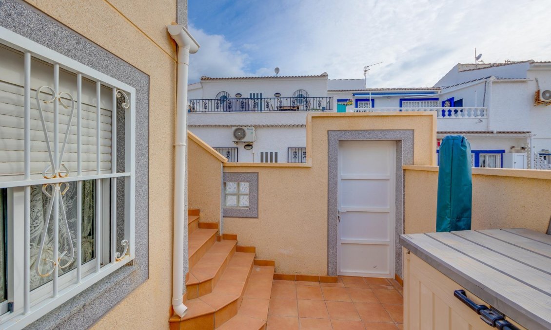 Segunda mano - Town House -
Torrevieja - El Limonar