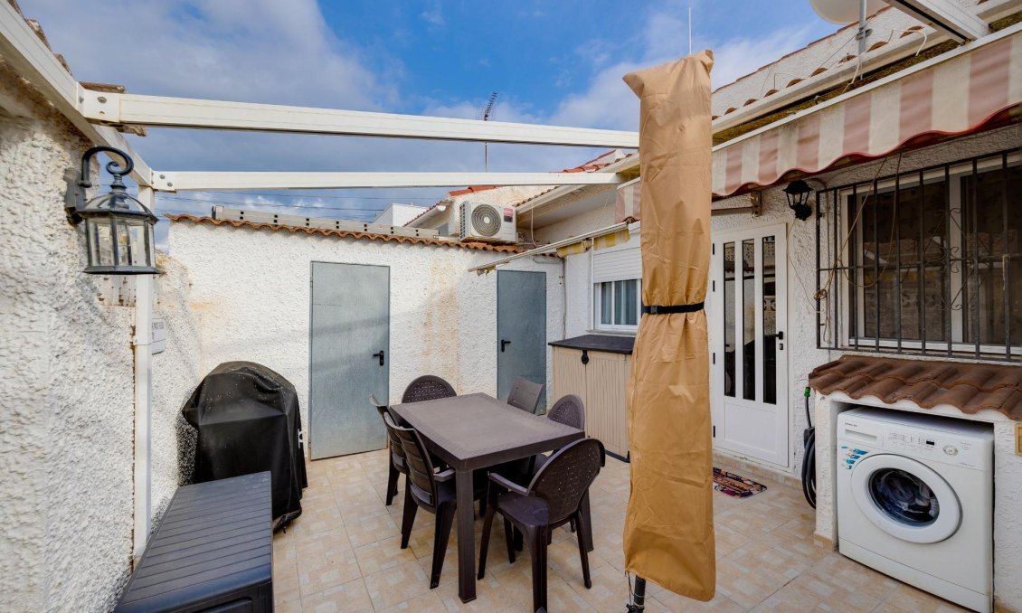 Segunda mano - Town House -
Torrevieja - El Limonar