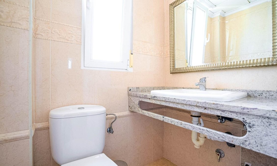 Revente - Villa -
Torrevieja - Torre La Mata