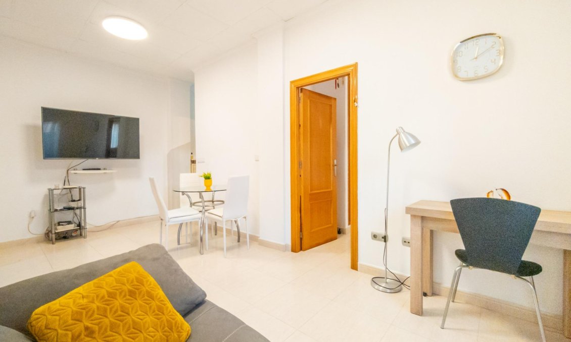 Wiederverkauf - Wohnung -
Torrevieja - Centro