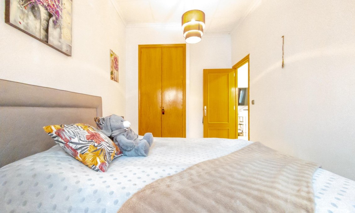 Wiederverkauf - Wohnung -
Torrevieja - Centro
