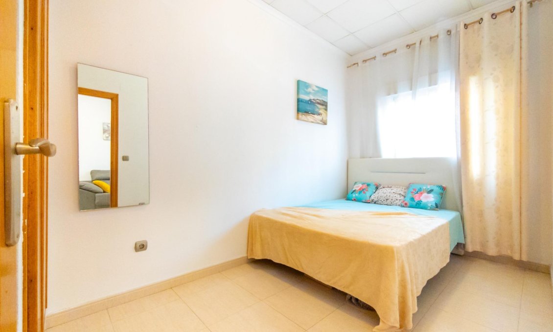 Wiederverkauf - Wohnung -
Torrevieja - Centro