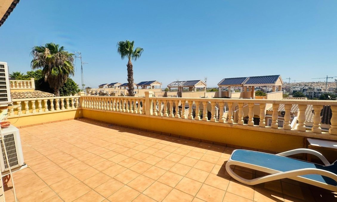 Segunda mano - Villa -
Orihuela Costa - PAU 8