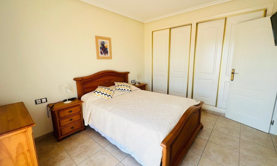 Segunda mano - Villa -
Orihuela Costa - PAU 8