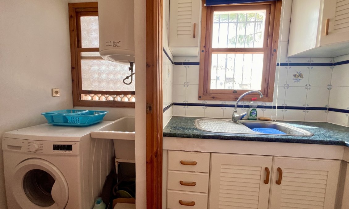 Segunda mano - Apartamento -
Villamartin - Costa Blanca