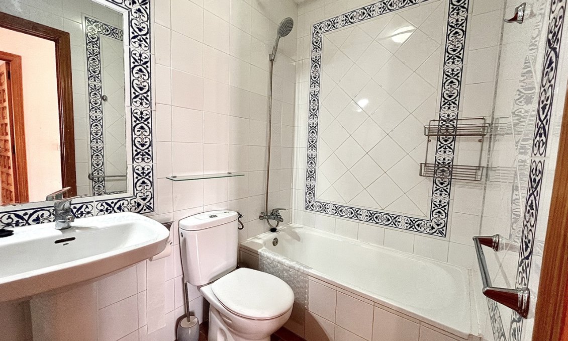Segunda mano - Apartamento -
Villamartin - Costa Blanca