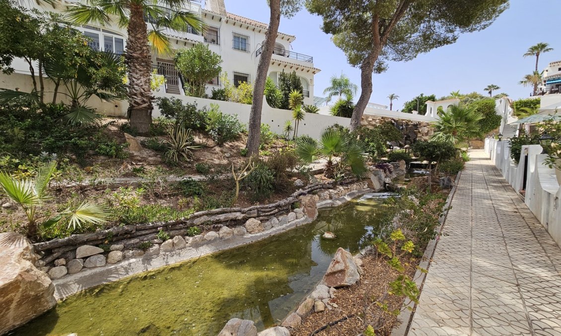 Segunda mano - Apartamento -
Villamartin - Costa Blanca
