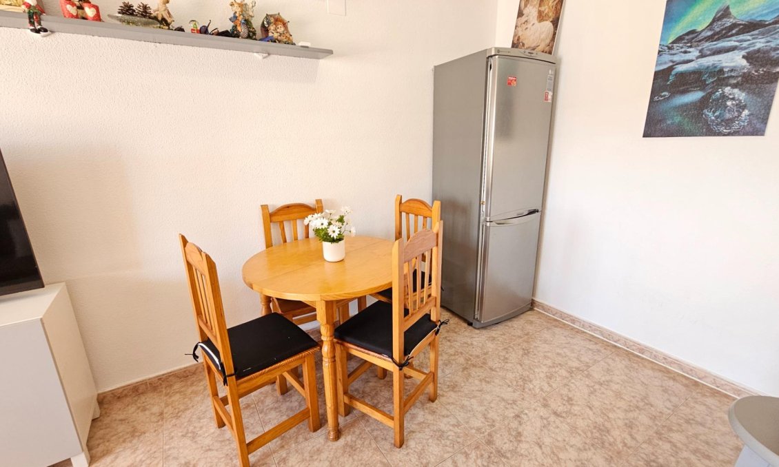 Wiederverkauf - Bungalow -
Torrevieja - Torreblanca