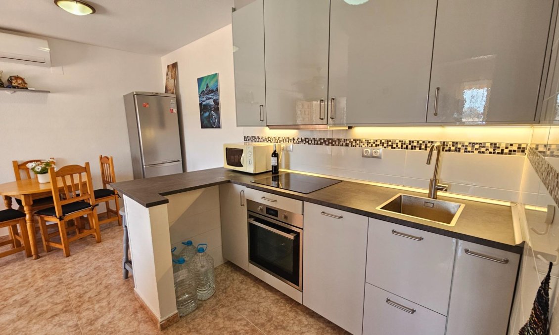 Wiederverkauf - Bungalow -
Torrevieja - Torreblanca