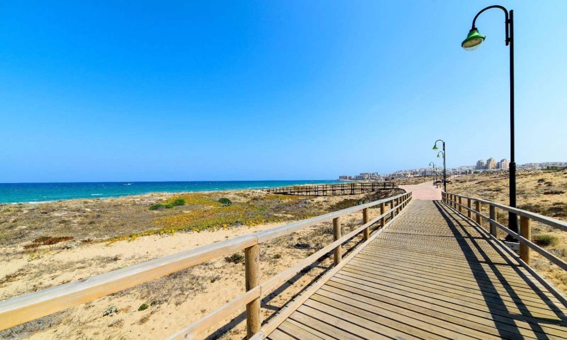 Wiederverkauf - Bungalow -
Torrevieja - Torreblanca
