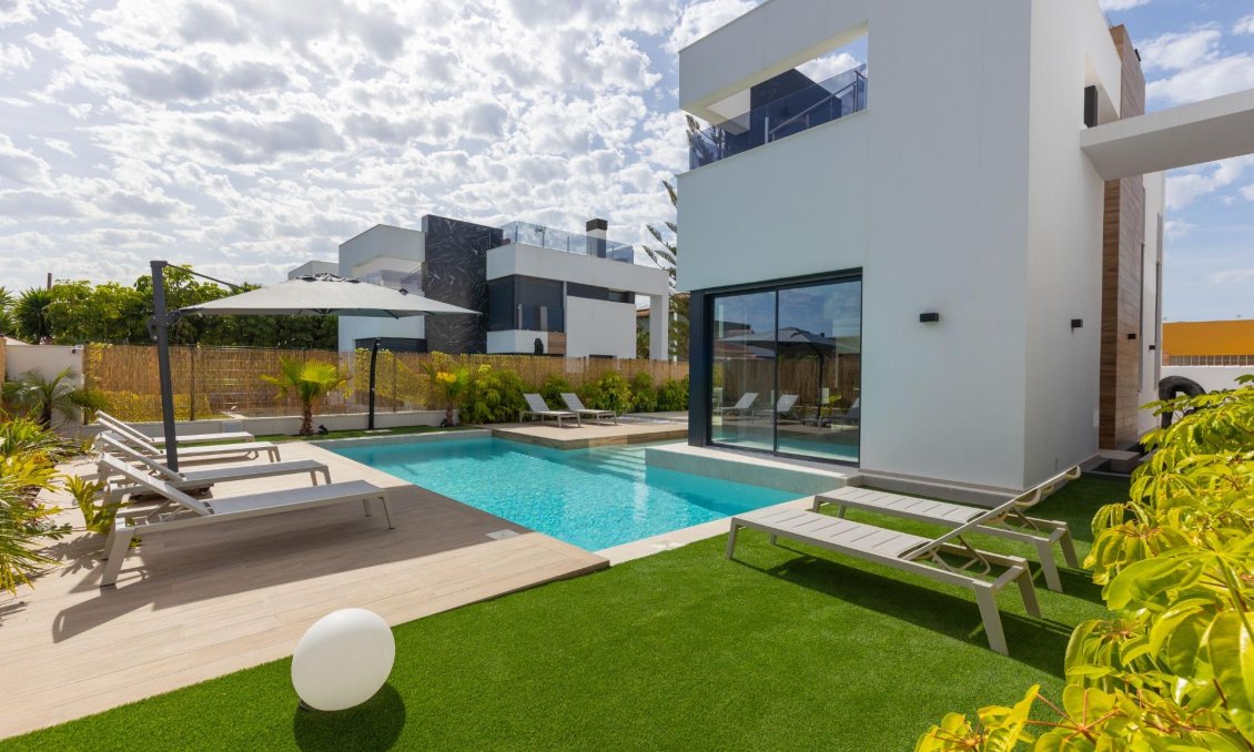 Wiederverkauf - Villa -
Torrevieja - Torreta Florida