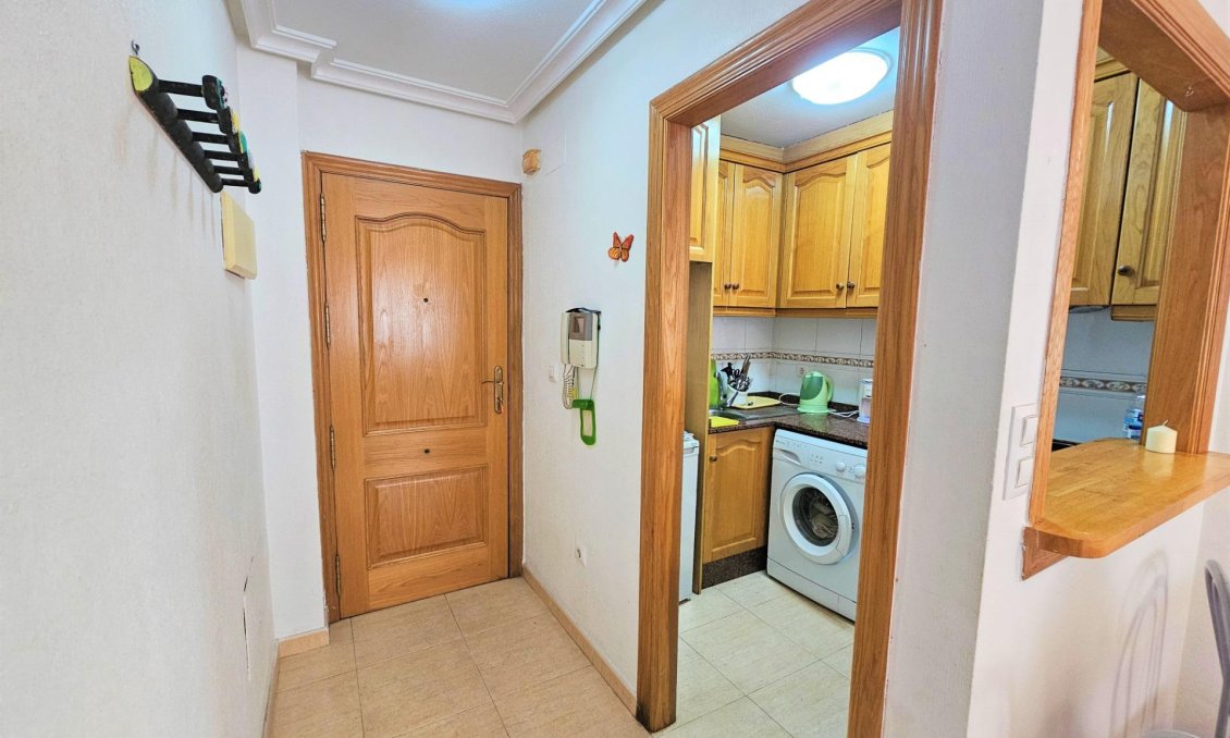 Wiederverkauf - Wohnung -
Torrevieja