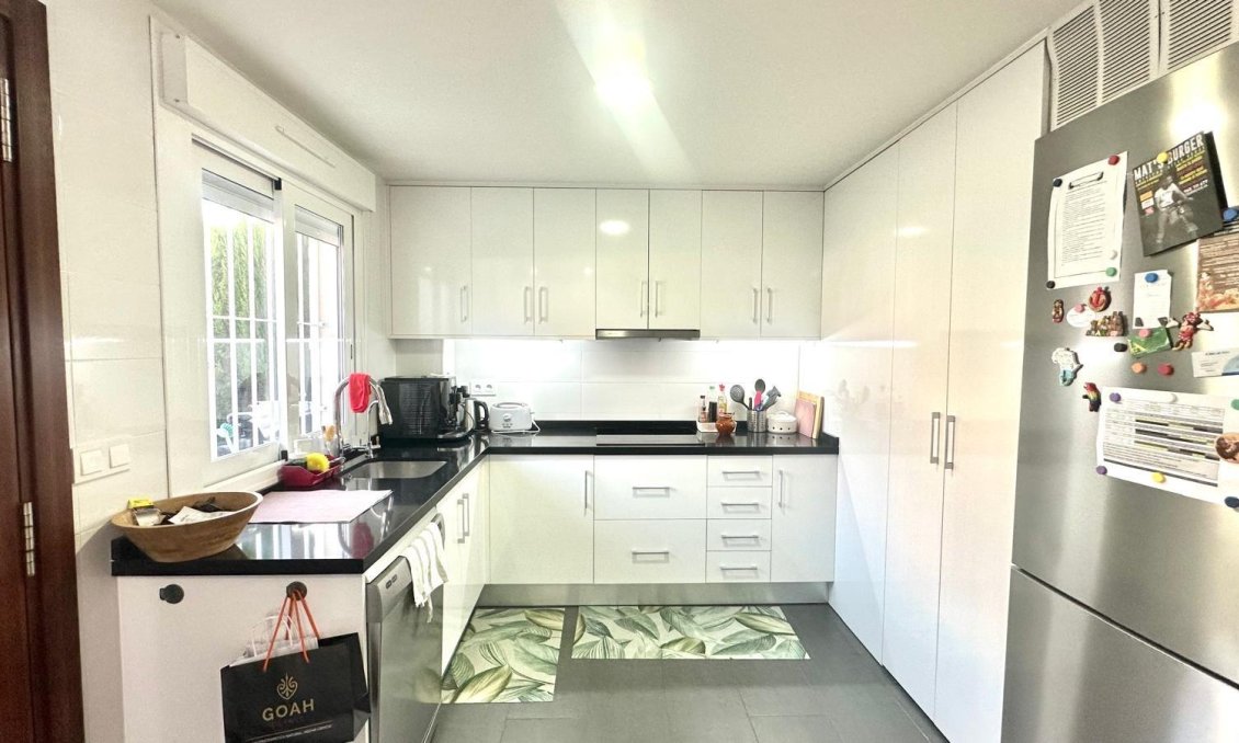 Segunda mano - Town House -
Torrevieja - Aguas Nuevas