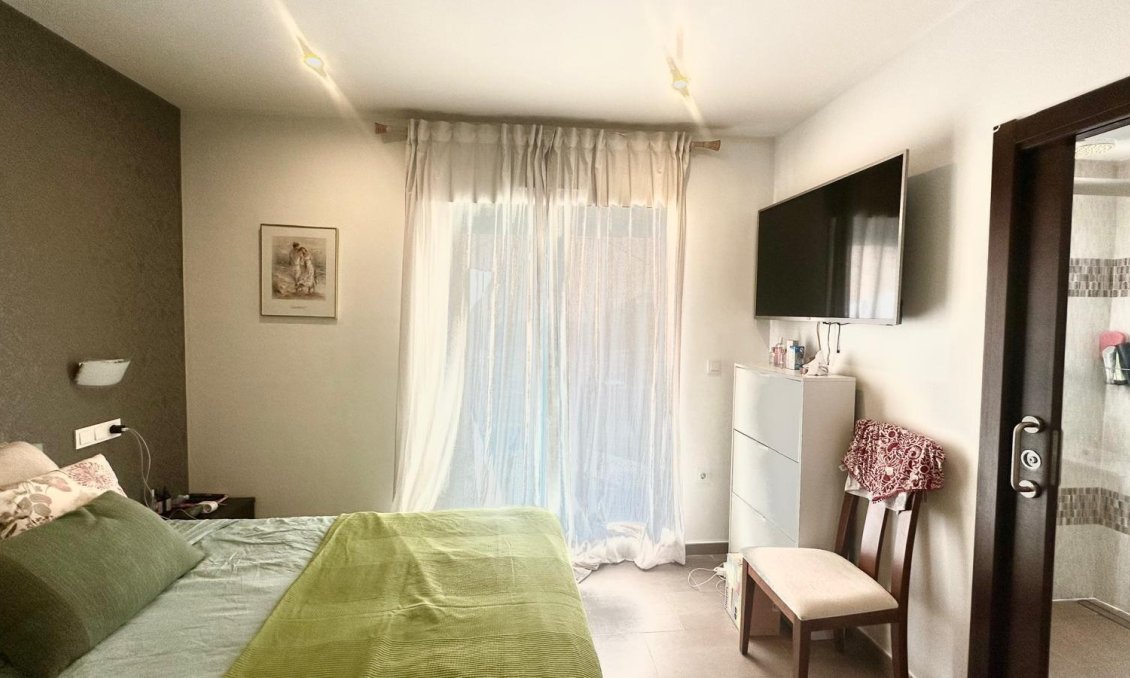 Segunda mano - Town House -
Torrevieja - Aguas Nuevas