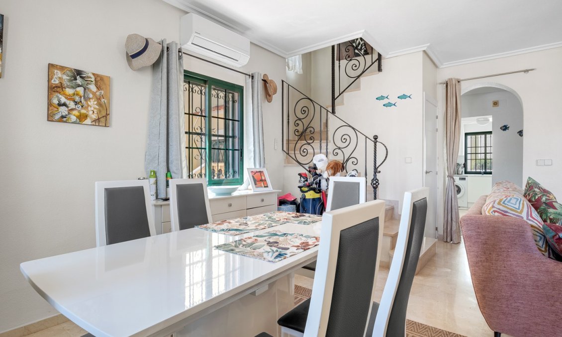 Segunda mano - Villa -
Orihuela Costa - Costa Blanca