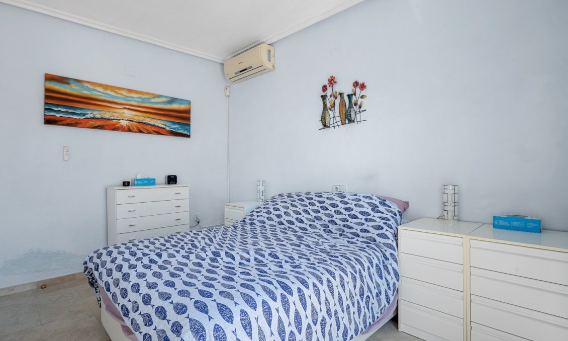 Segunda mano - Villa -
Orihuela Costa - Costa Blanca