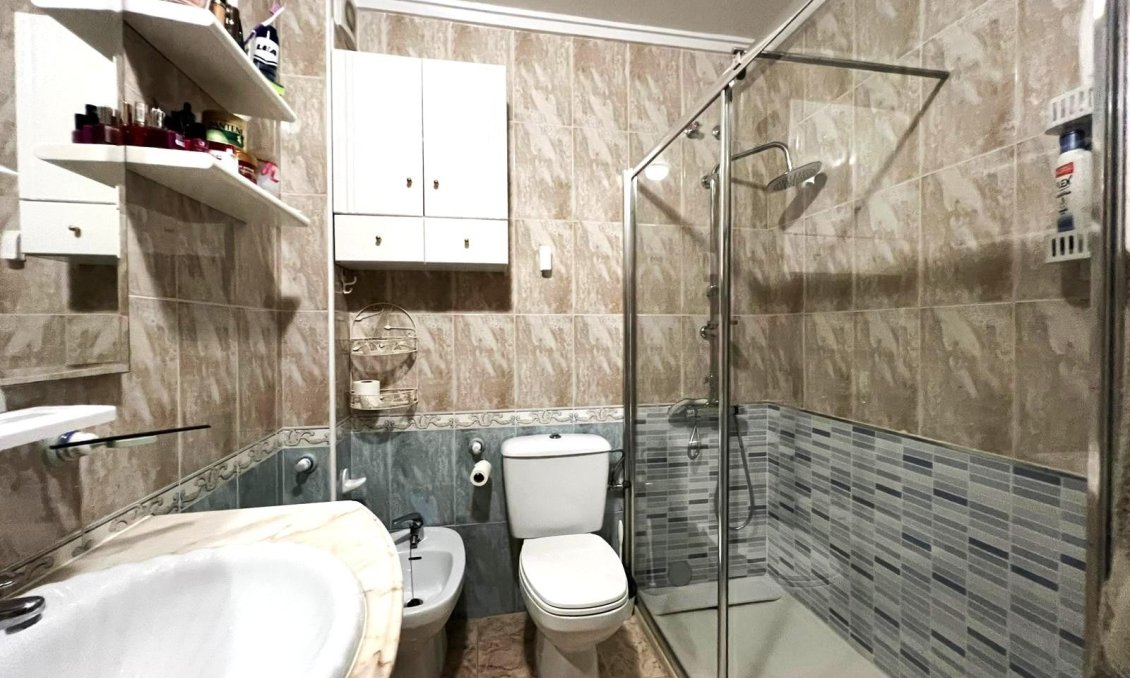 Segunda mano - Apartamento -
Guardamar del Segura - Pueblo