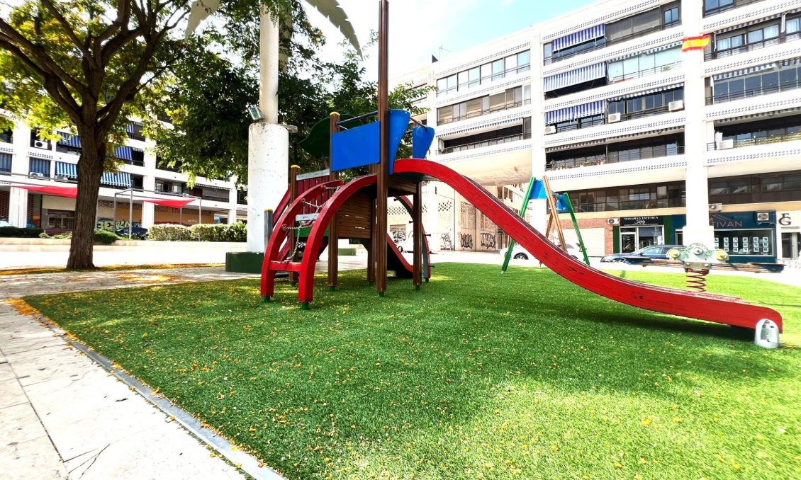 Segunda mano - Apartamento -
Guardamar del Segura - Pueblo