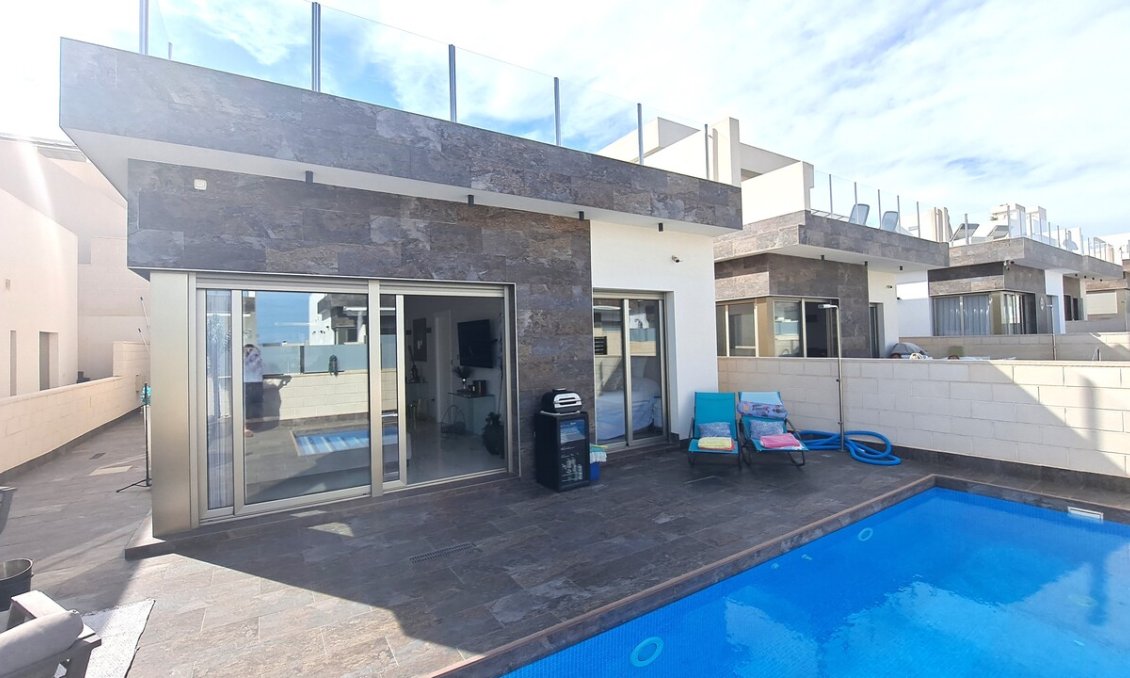 Segunda mano - Villa -
Orihuela Costa - Costa Blanca