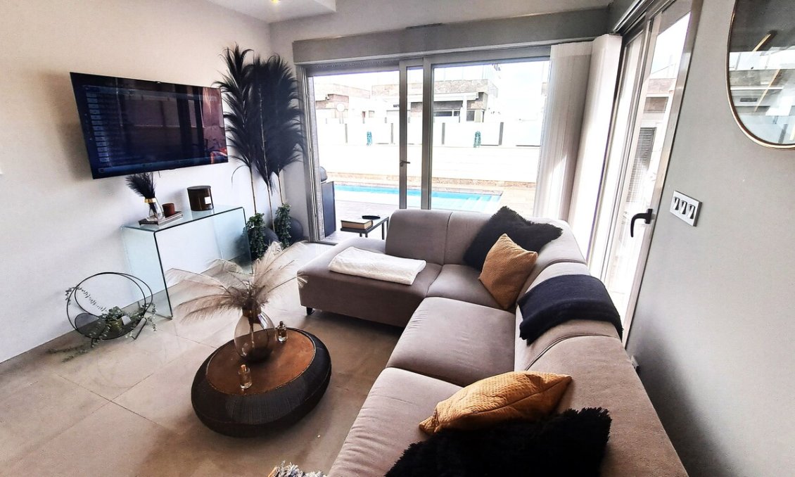 Segunda mano - Villa -
Orihuela Costa - Costa Blanca