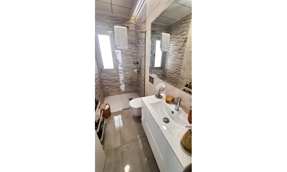 Segunda mano - Villa -
Orihuela Costa - Costa Blanca