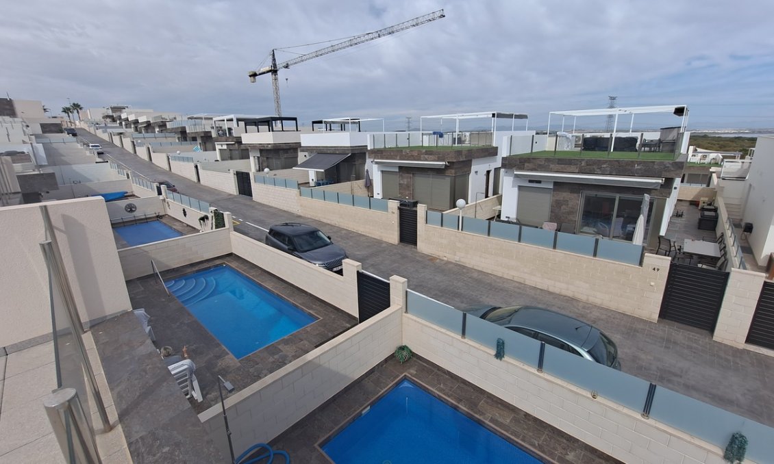 Segunda mano - Villa -
Orihuela Costa - Costa Blanca