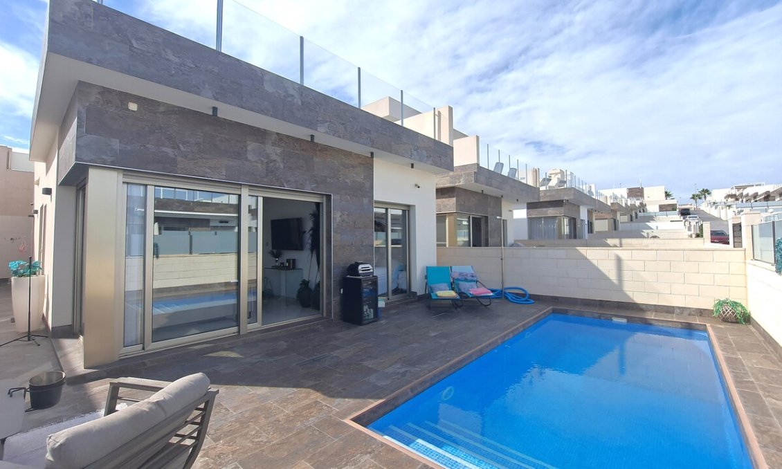 Segunda mano - Villa -
Orihuela Costa - Costa Blanca