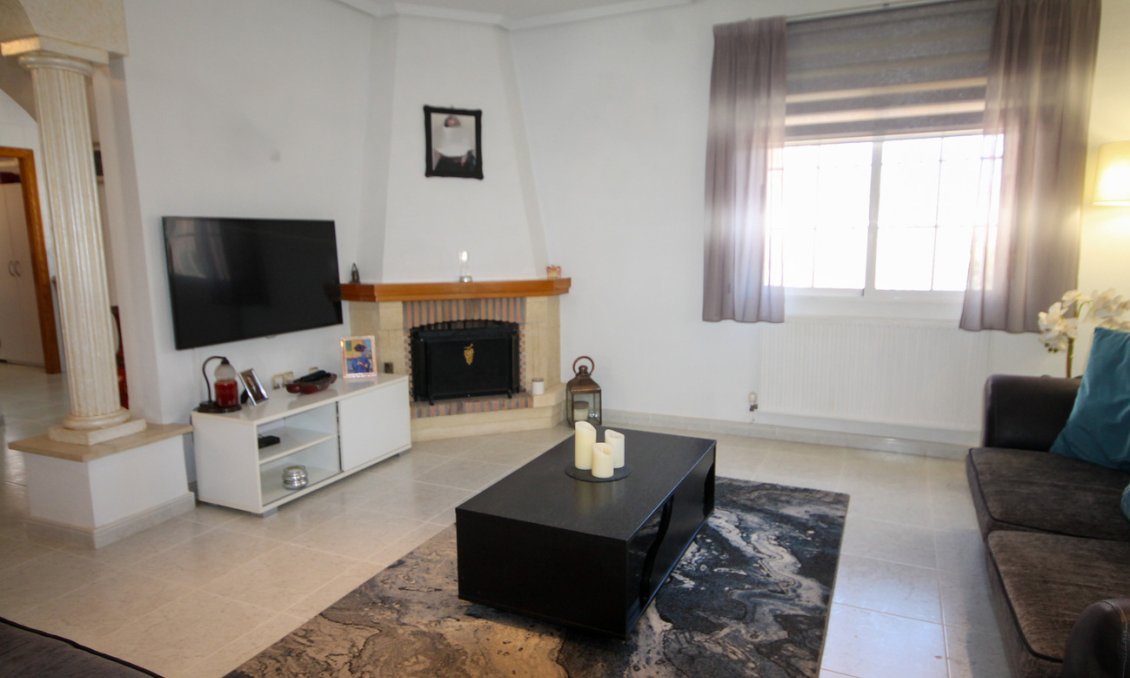 Revente - Villa -
Orihuela Costa - Costa Blanca