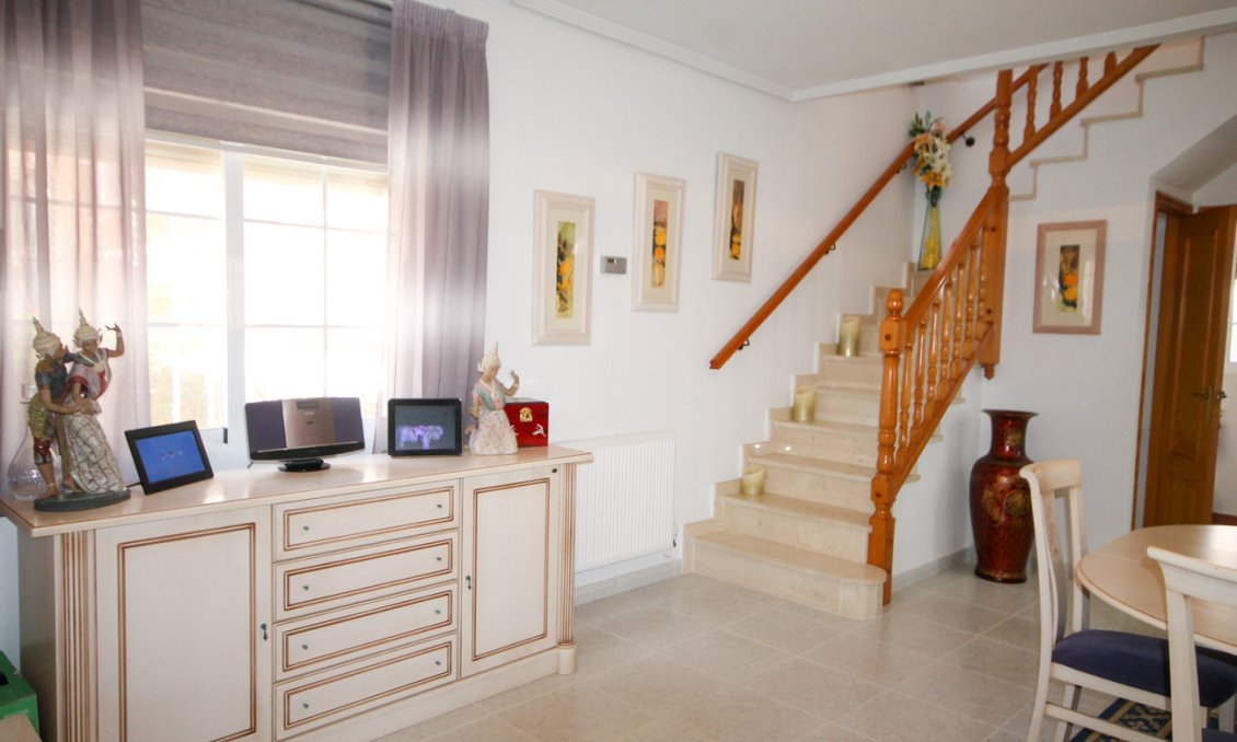 Revente - Villa -
Orihuela Costa - Costa Blanca