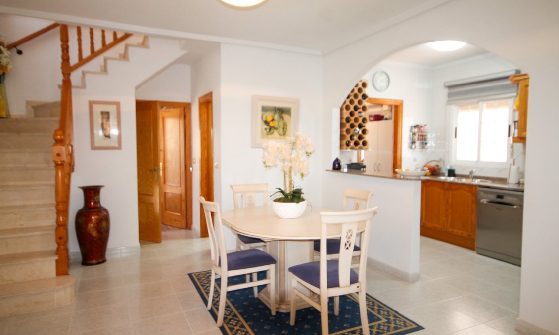 Revente - Villa -
Orihuela Costa - Costa Blanca