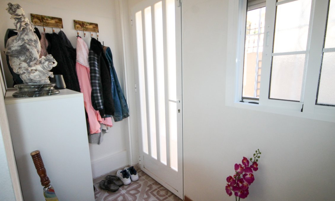 Revente - Villa -
Orihuela Costa - Costa Blanca