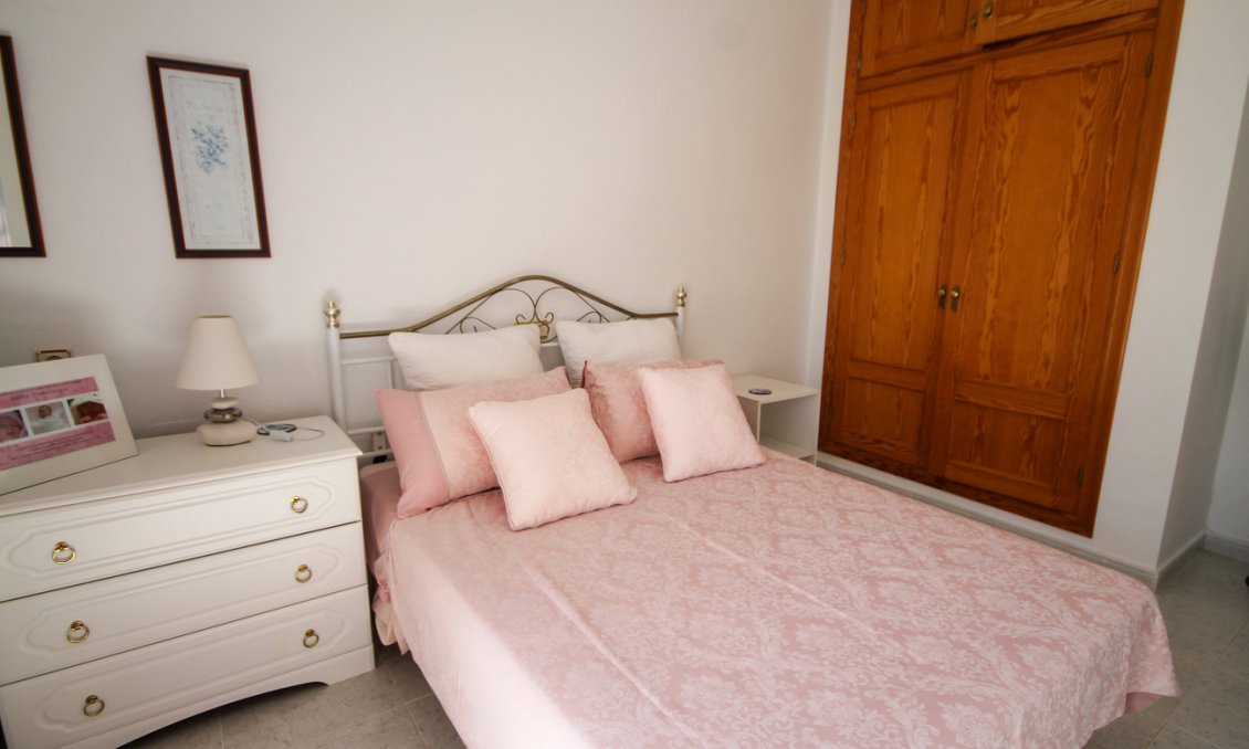 Revente - Villa -
Orihuela Costa - Costa Blanca