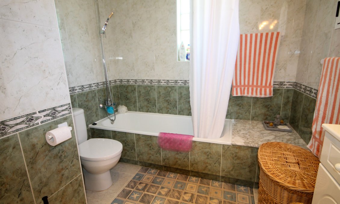 Revente - Villa -
Orihuela Costa - Costa Blanca