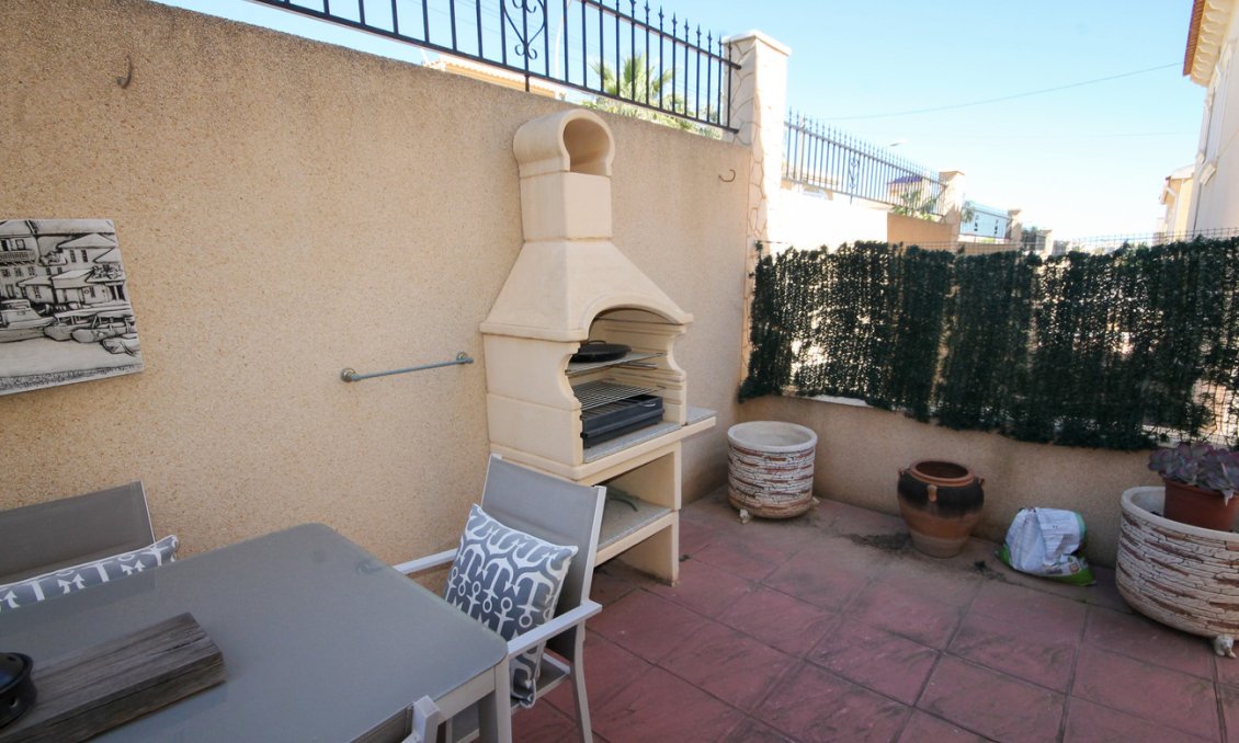 Revente - Villa -
Orihuela Costa - Costa Blanca