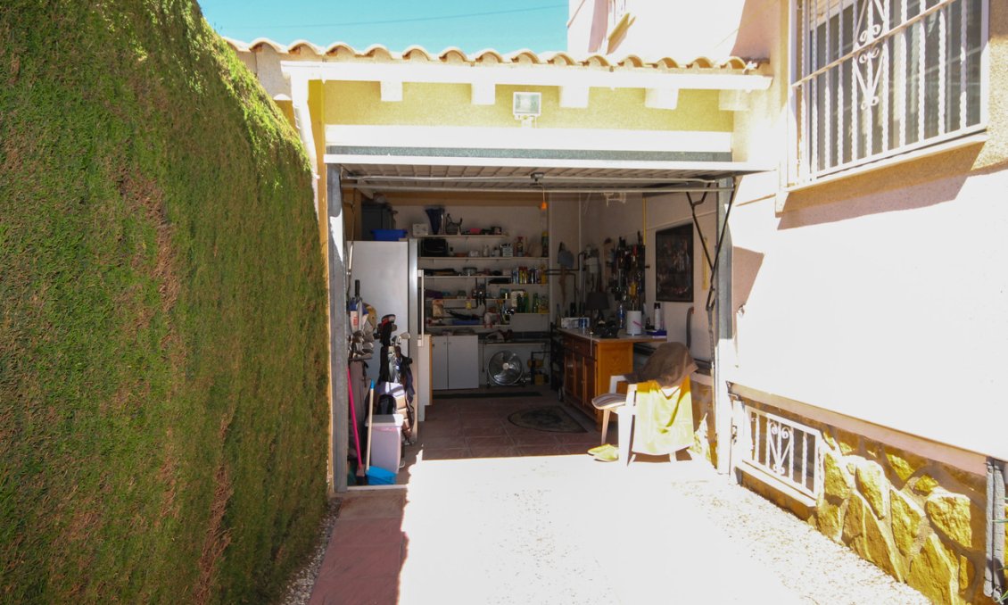 Revente - Villa -
Orihuela Costa - Costa Blanca