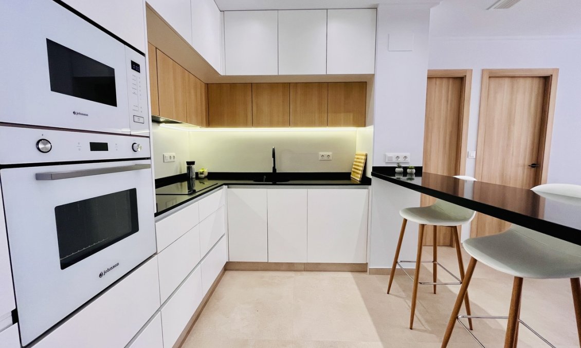 Segunda mano - Apartamento -
El Raso - Costa Blanca