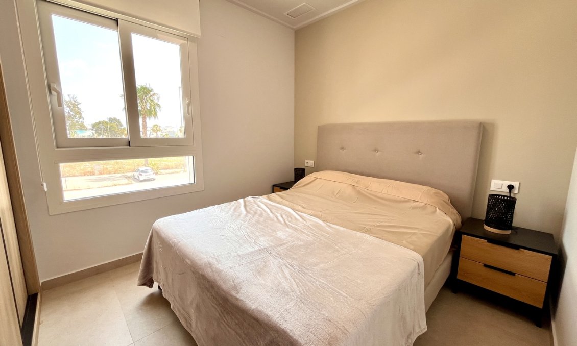 Segunda mano - Apartamento -
El Raso - Costa Blanca