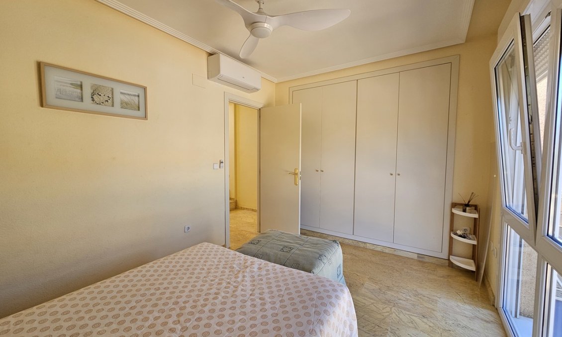 Segunda mano - Villa -
Cabo Roig - Costa Blanca