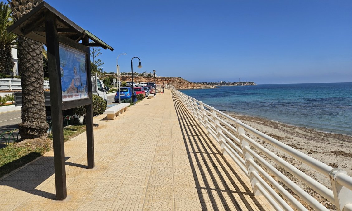 Segunda mano - Villa -
Cabo Roig - Costa Blanca