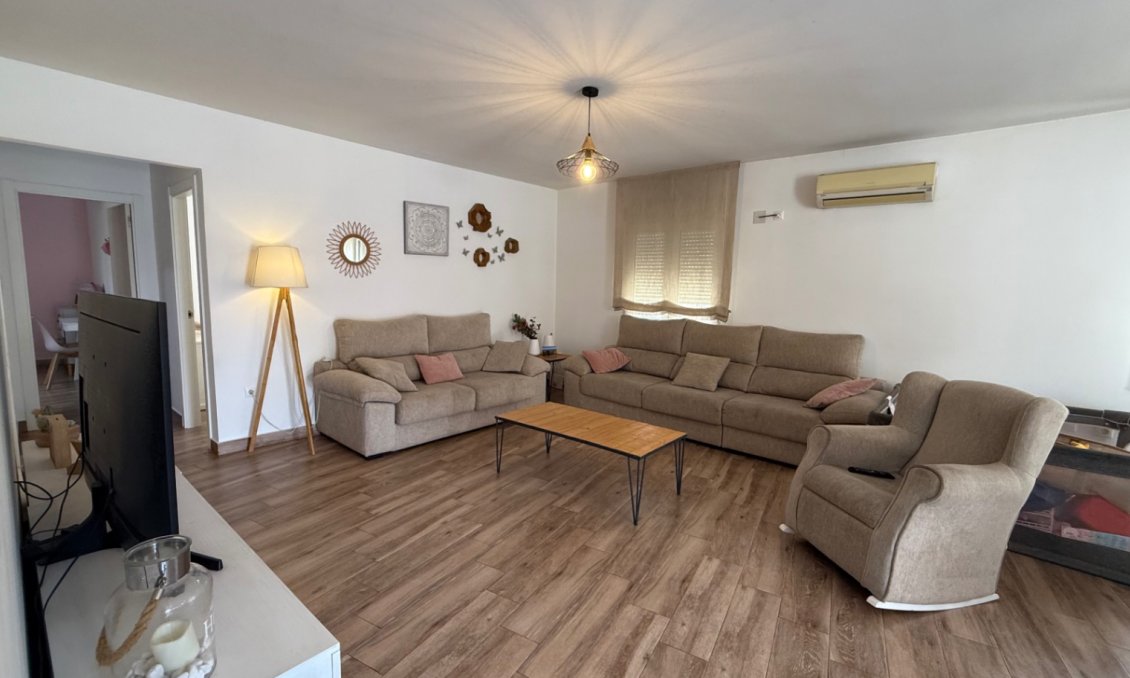 Segunda mano - Villa -
Torrevieja - Costa Blanca