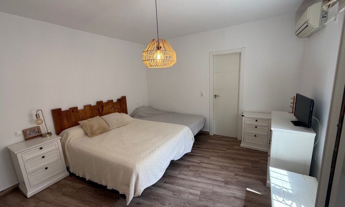 Segunda mano - Villa -
Torrevieja - Costa Blanca