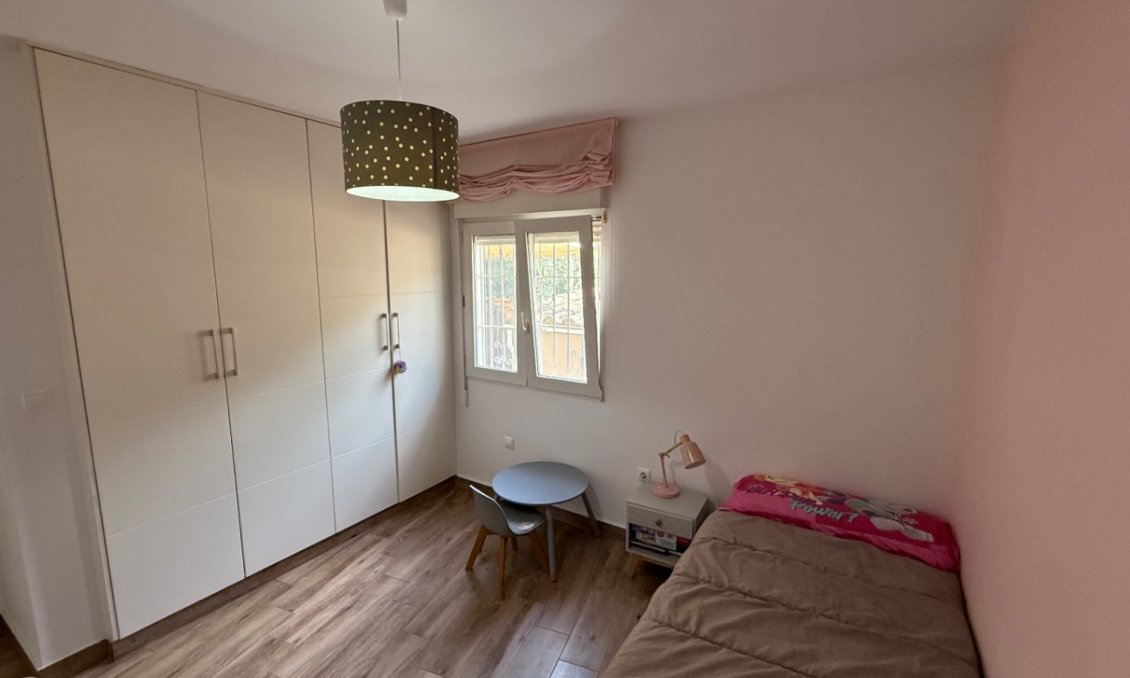 Segunda mano - Villa -
Torrevieja - Costa Blanca