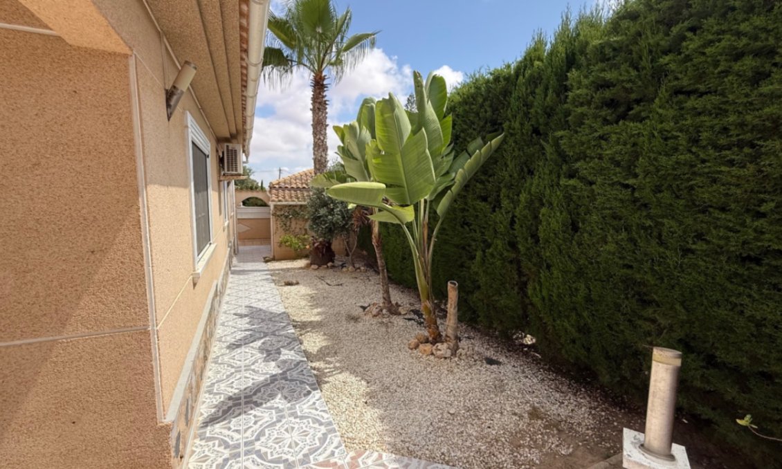 Segunda mano - Villa -
Torrevieja - Costa Blanca