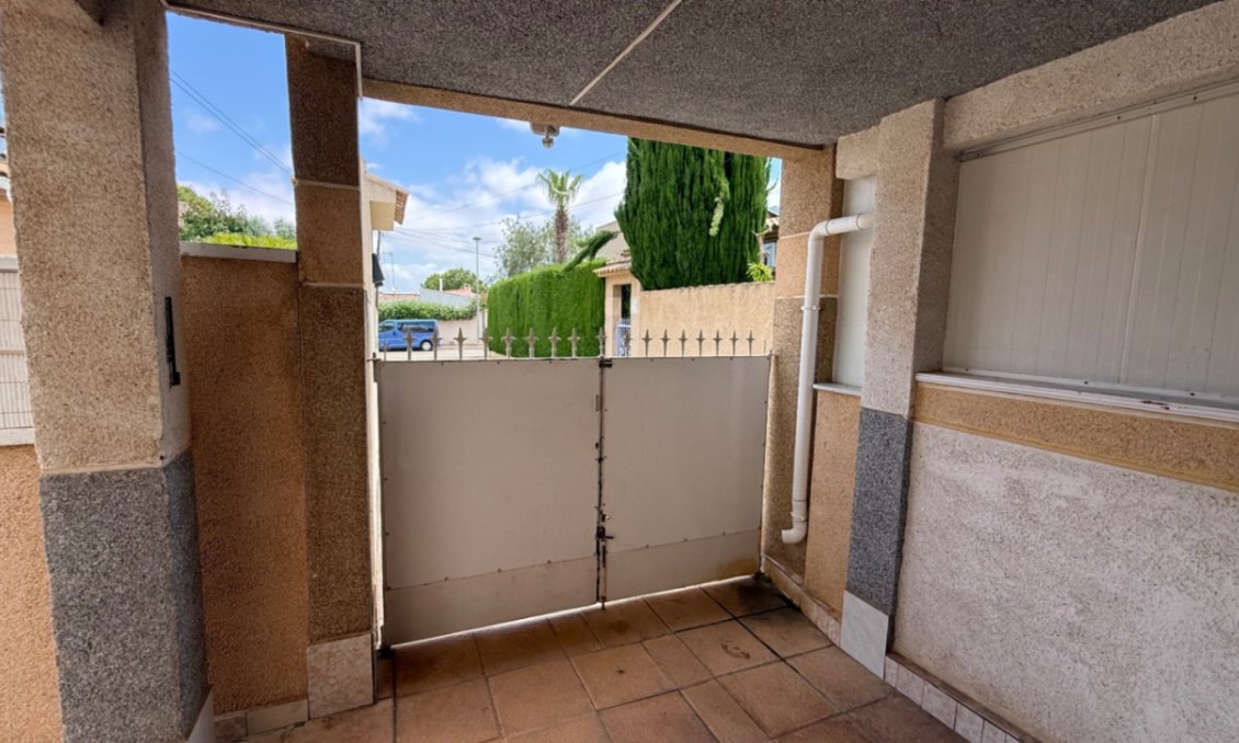 Segunda mano - Villa -
Torrevieja - Costa Blanca