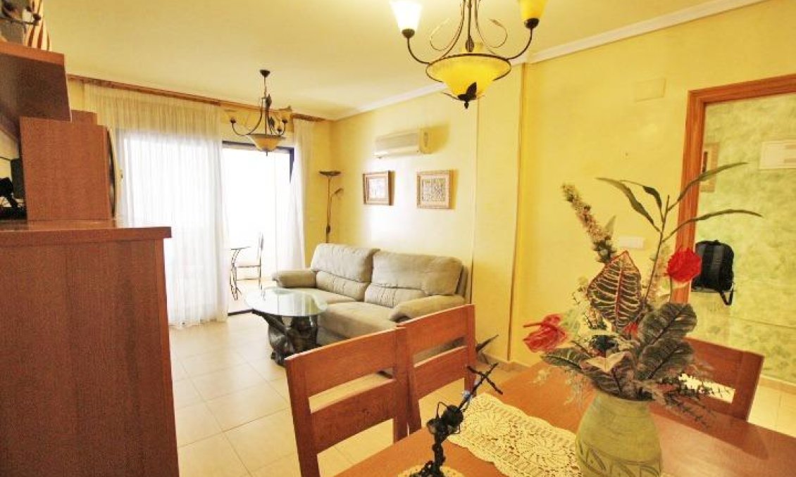 Segunda mano - Apartamento -
Guardamar del Segura - Centro