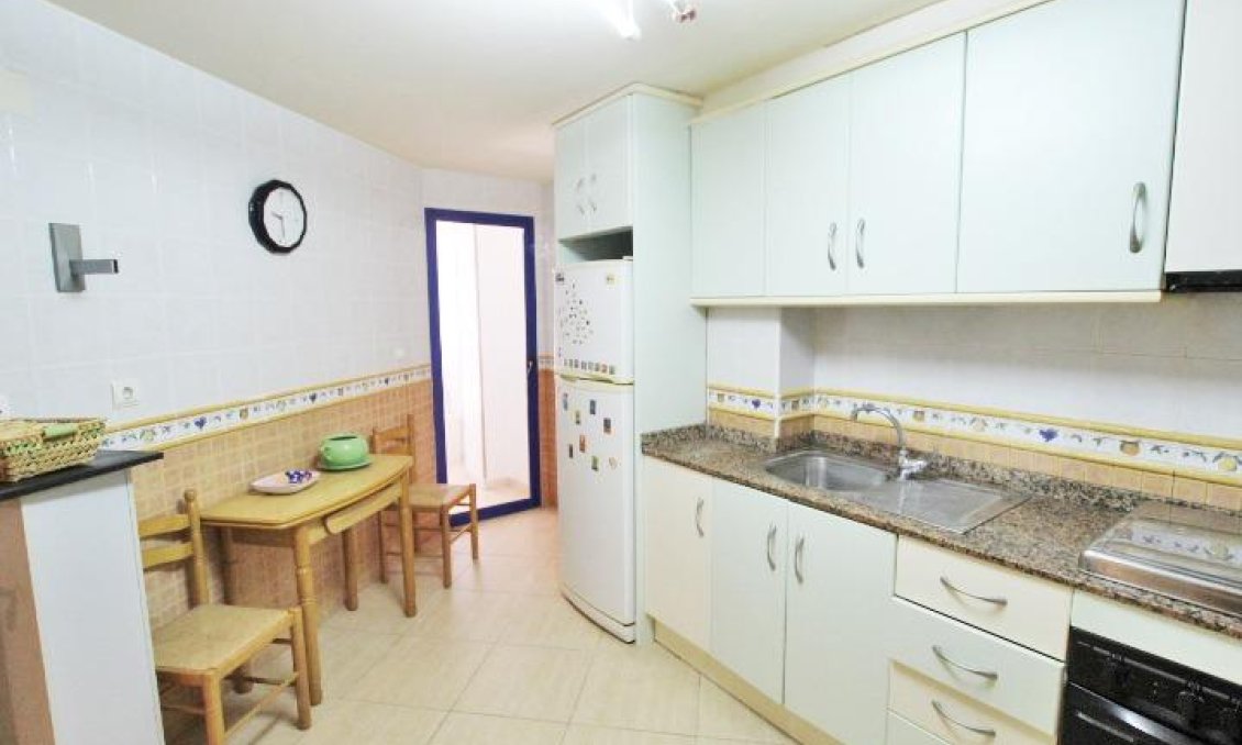 Segunda mano - Apartamento -
Guardamar del Segura - Centro