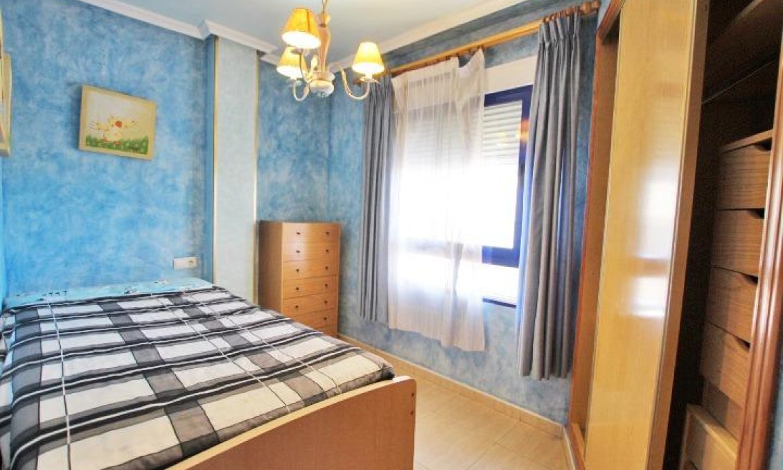 Segunda mano - Apartamento -
Guardamar del Segura - Centro