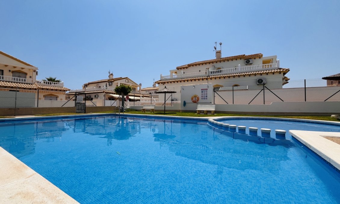 Segunda mano - Town House -
Playa Flamenca - Costa Blanca