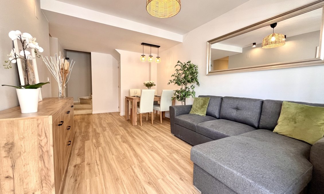 Segunda mano - Town House -
Playa Flamenca - Costa Blanca
